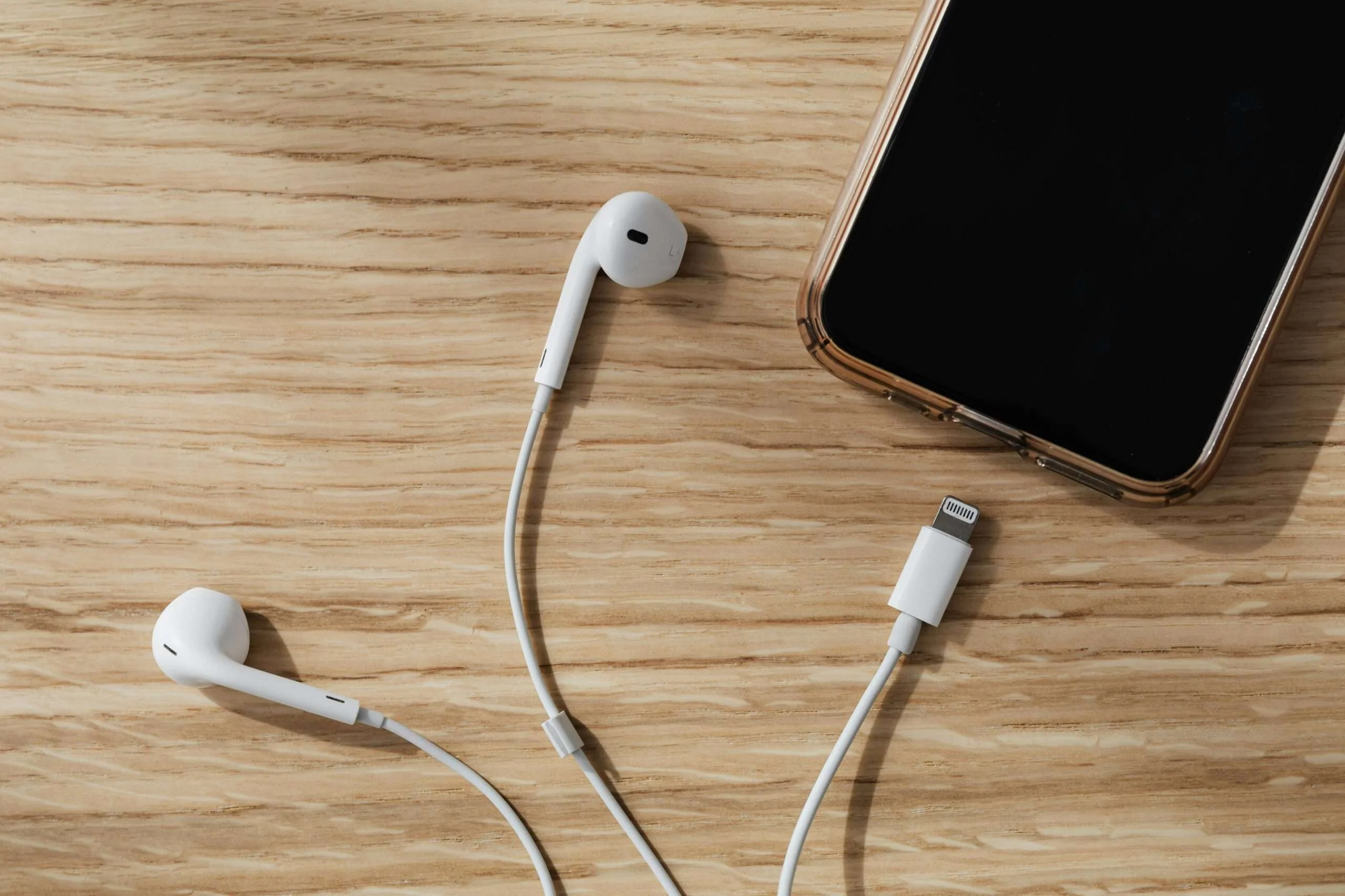 Are Earphones Harmful for Your Ears?